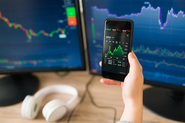 Lightening Ventures Users Capitalize on Every Major Market Move